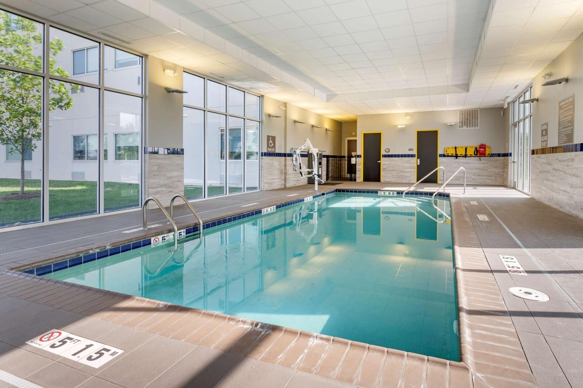 Glo Best Western Lexington Buitenkant foto